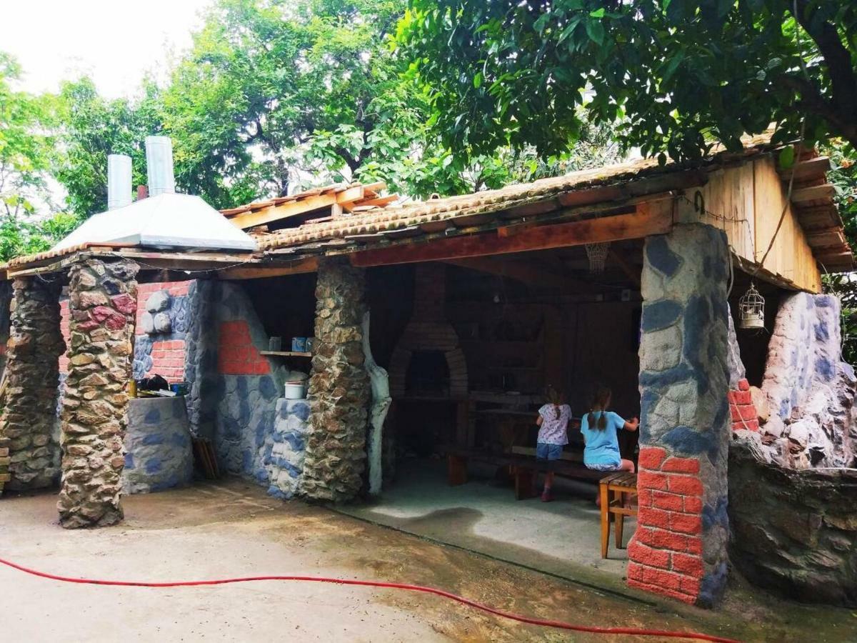 Hotel Mzeos House Batumi Exterior foto